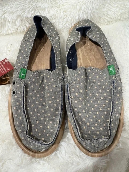 Sanuk Blue Canvas Polka Dot Slip-Ons - Picture 1 of 7